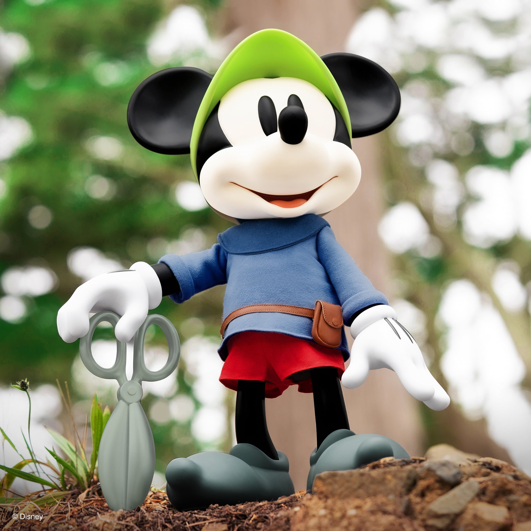 Mickey Mouse in his Brave Little Tailor outfit, with fabric shears, for Super7.