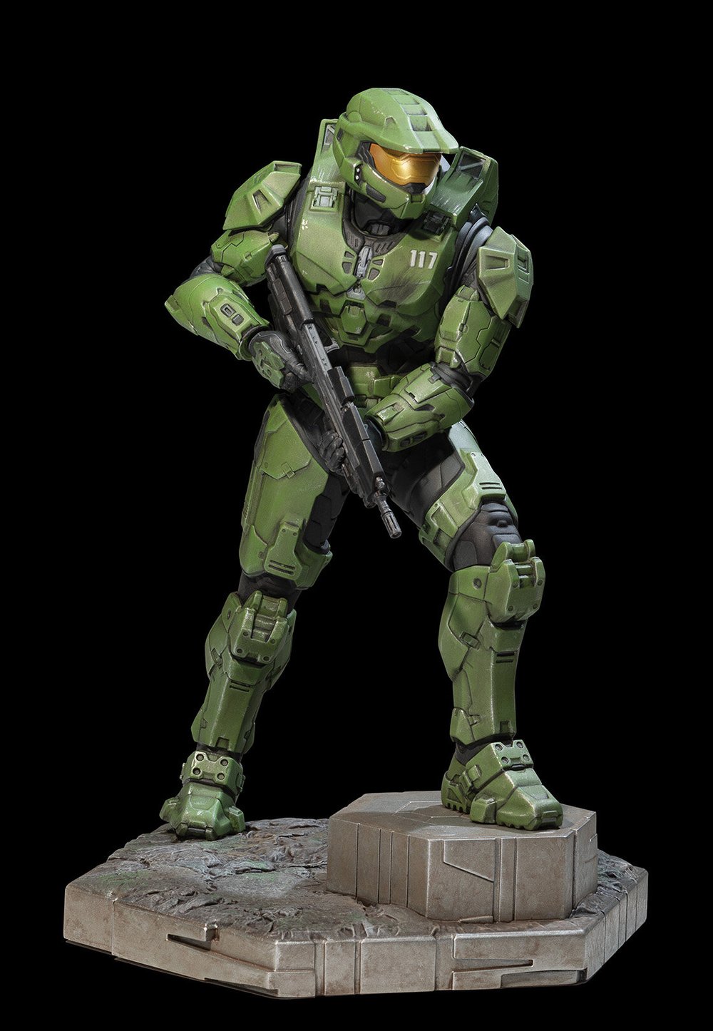 Halo Infinite Master Chief collectible statue on a rocky display base for Dark Horse.